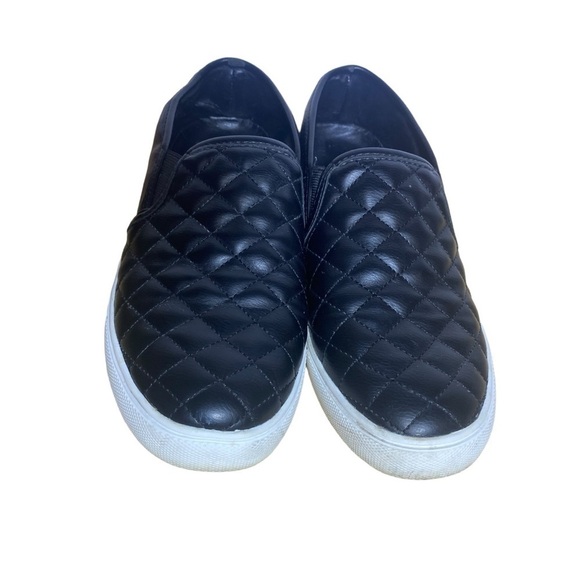 STEVE MADDEN Women's size 8M Electric Slip on Black Quilted style ELTR01S1 - Picture 4 of 10
